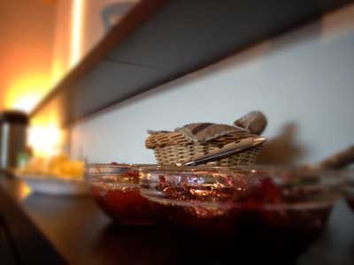 Zimmer-Fruehstuecksbuffette-300_400